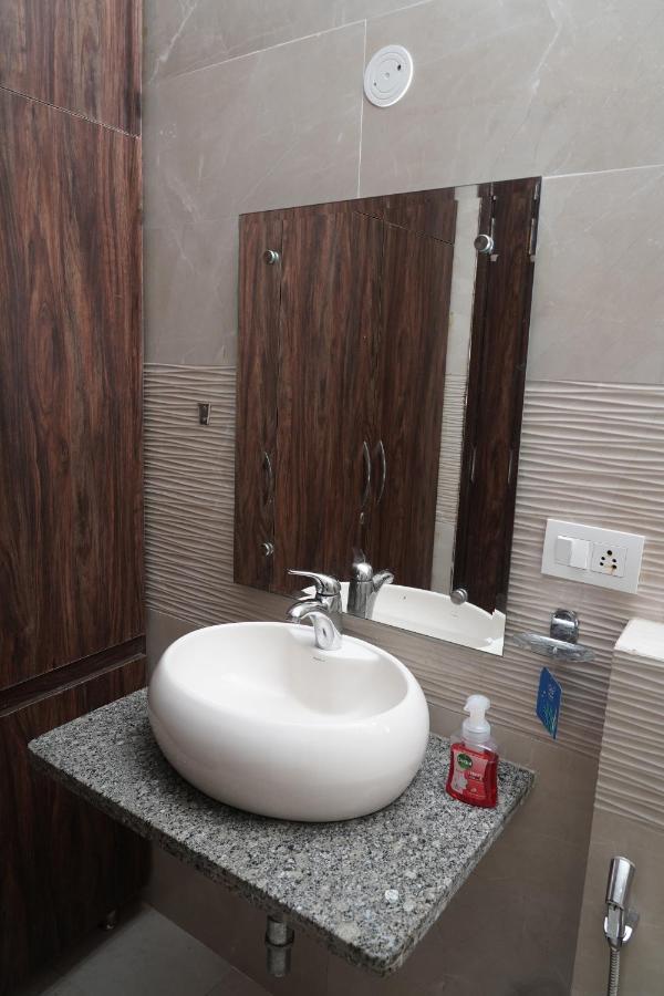 Own Stay New Delhi Luaran gambar