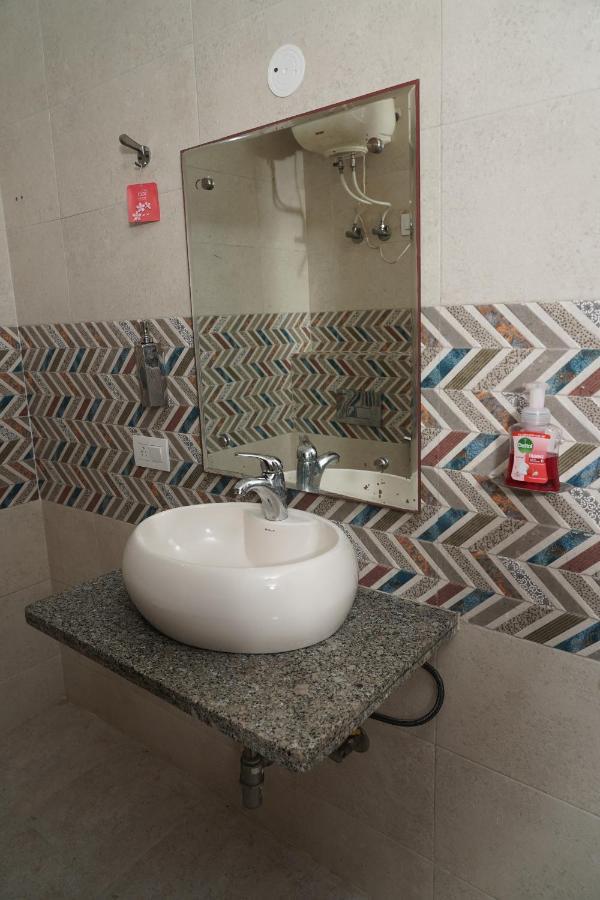 Own Stay New Delhi Luaran gambar
